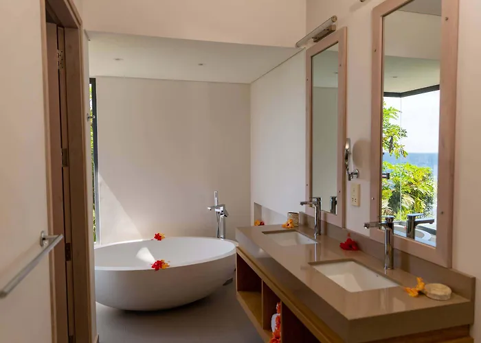 Paradise Yoga & Wellness Hotel *